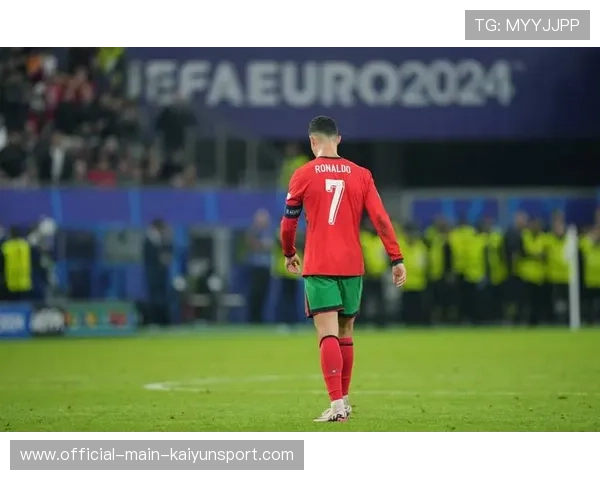 本菲卡看C罗式进球法:足球传奇的再现 本菲卡看C罗式进球法:足球传奇的再现