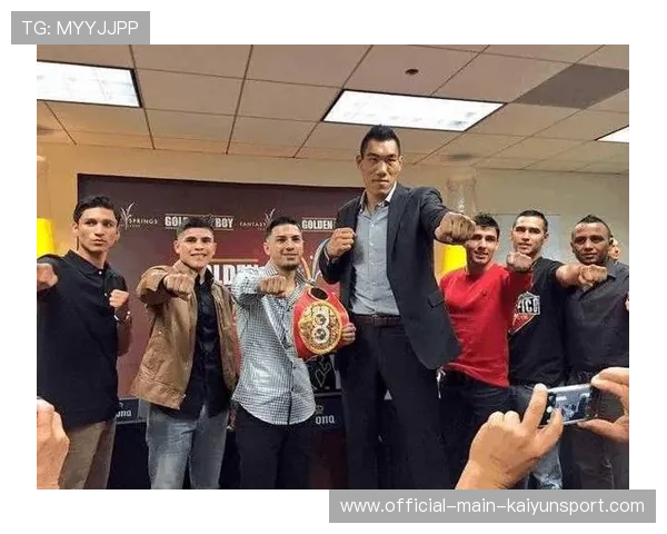 电竞选手与拳击冠军跨界互怼！网友看傻