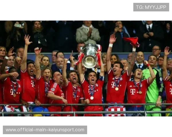 欧洲冠军联赛：巴萨逆转晋级，强者之争白热化！，欧洲超级联赛巴萨